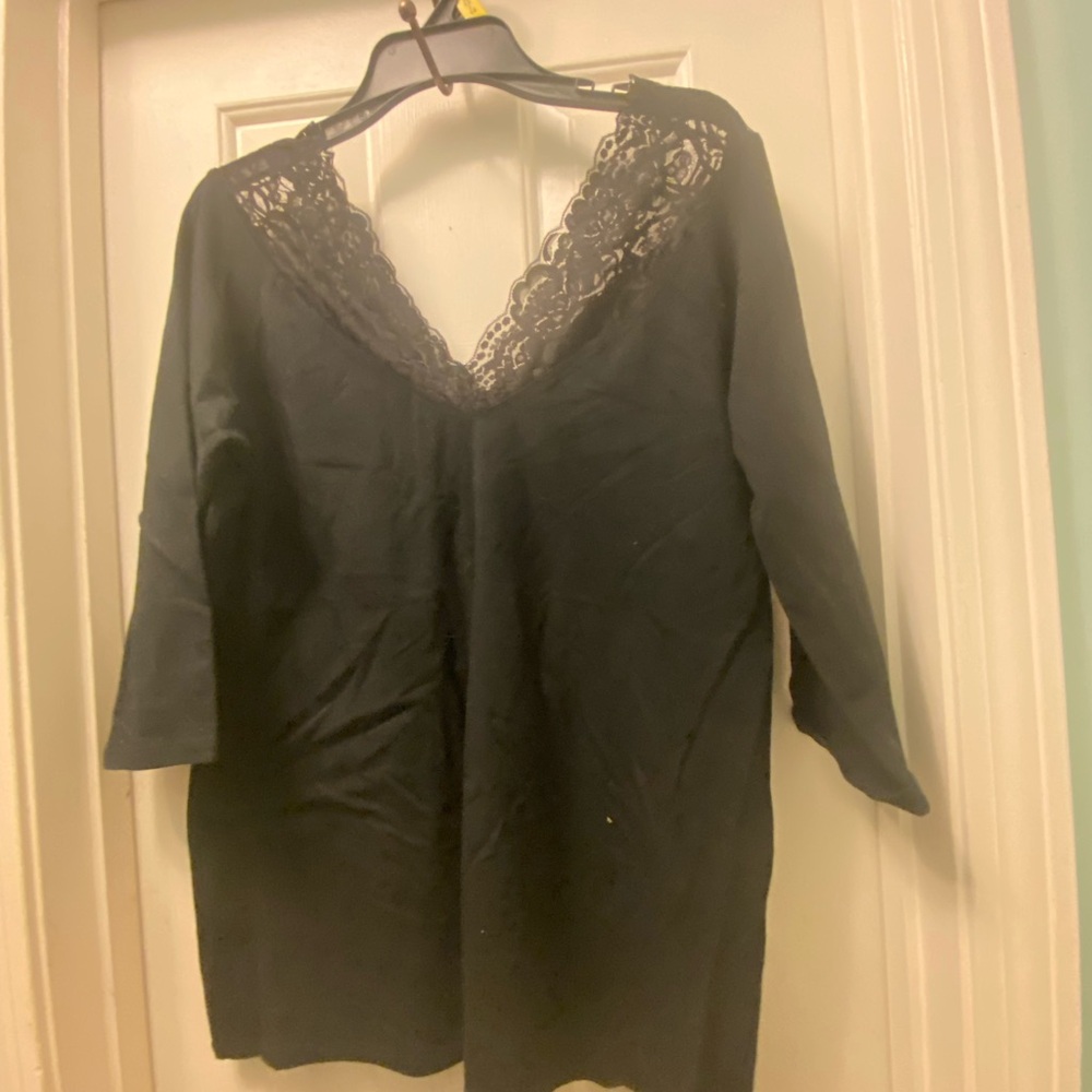 Torrid Black Lace V-Neck Top - Picture 2 of 2